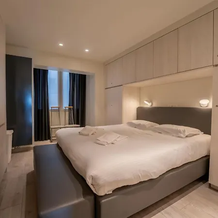 Bella Ii With Harbour View By Interhome *